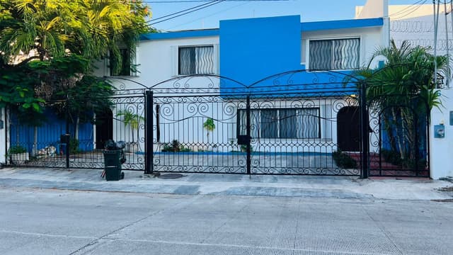 Excelente Oportunidad: Casa en Renta Sobre Av Bonampak, Cancún