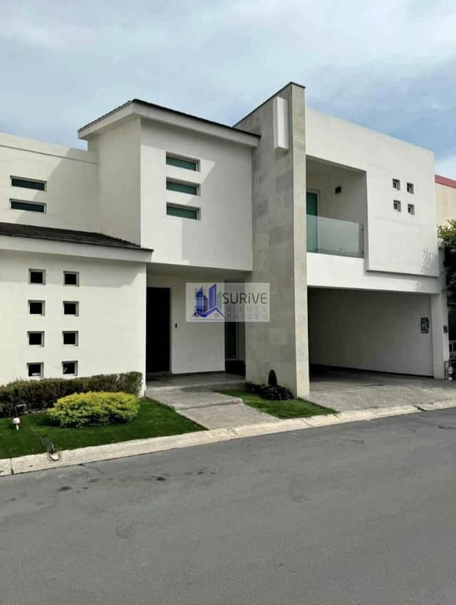 CASA VENTA EL URO PRIVADA HERRADURA ZONA SUR CARRETERA NACIONAL MONTERREY