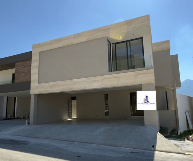 Casa en Venta Bosques de las Misiones en Santiago