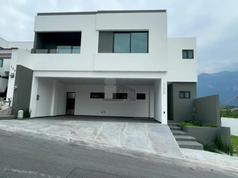 Gallery main