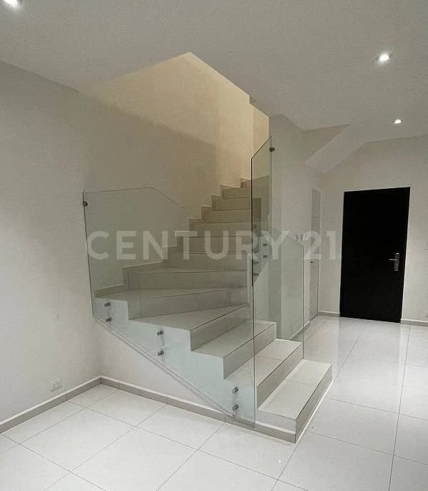 Gallery preview 2