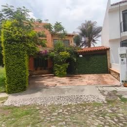 VENTA DE CASA FRACC. LAS FUENTES CORREGIDORA