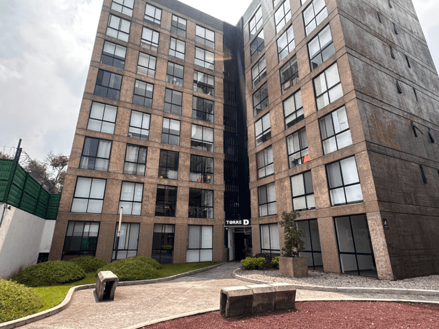 Departamento en venta en Av. Ingenieros Militares, Miguel Hidalgo, 2 recámaras, 2 baños, 2 estacionamientos