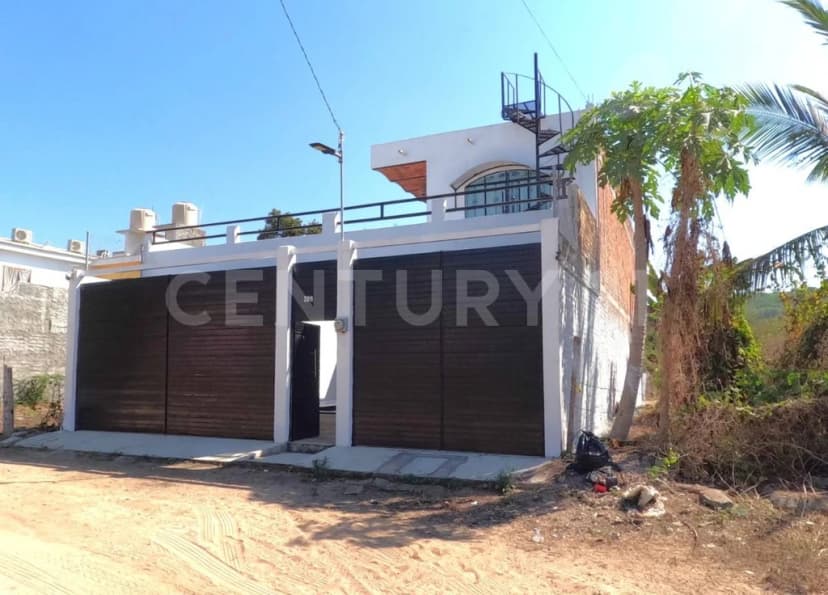 Gallery main