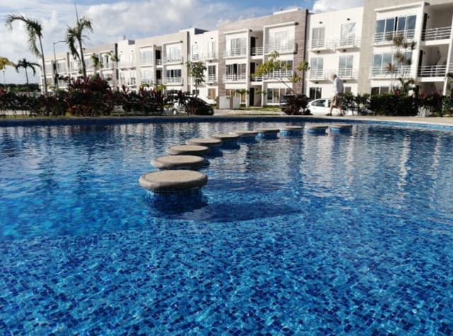 Lindo Departamento, alberca, tres habitaciones, espacioso e iluminado