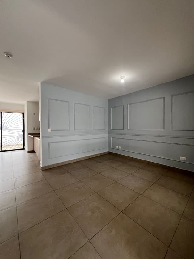 Renta casa en Altrysa Residencial