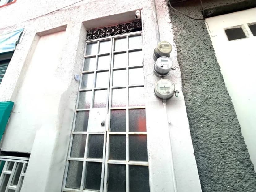 Gallery main