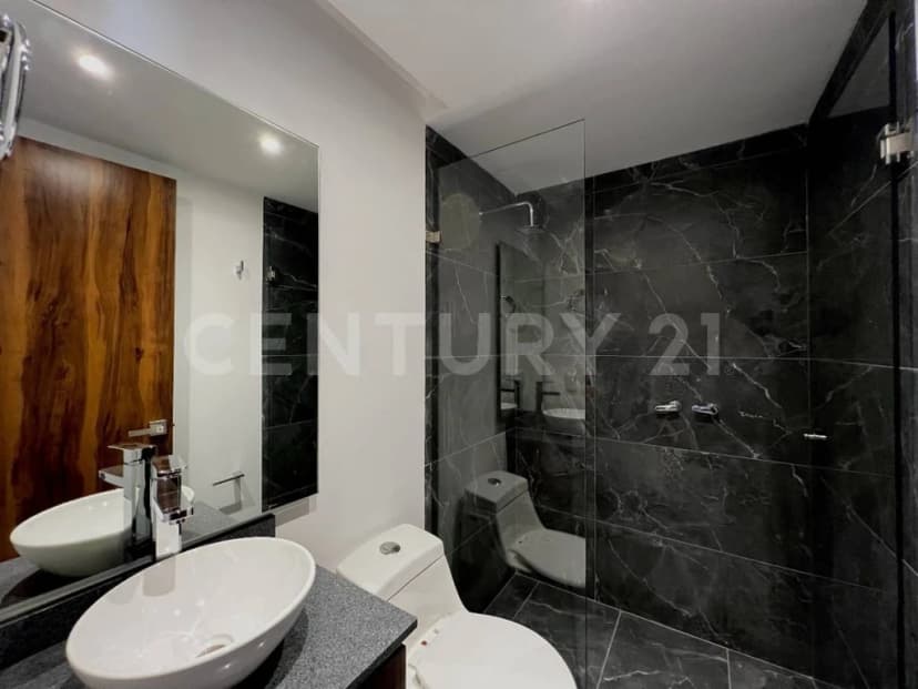 Gallery preview 3