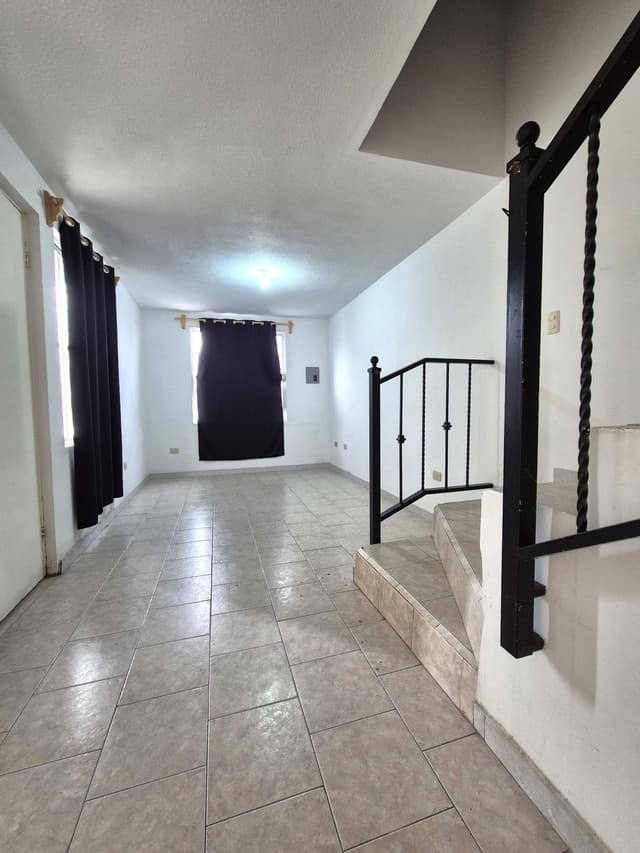 CASA RENTA CUMBRES SAN AGUSTIN