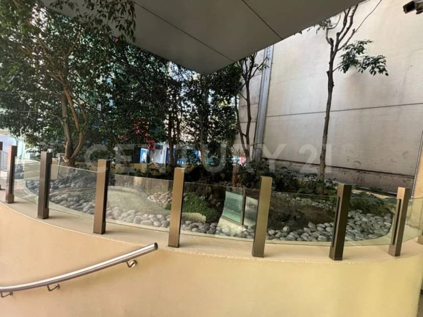Gallery preview 2