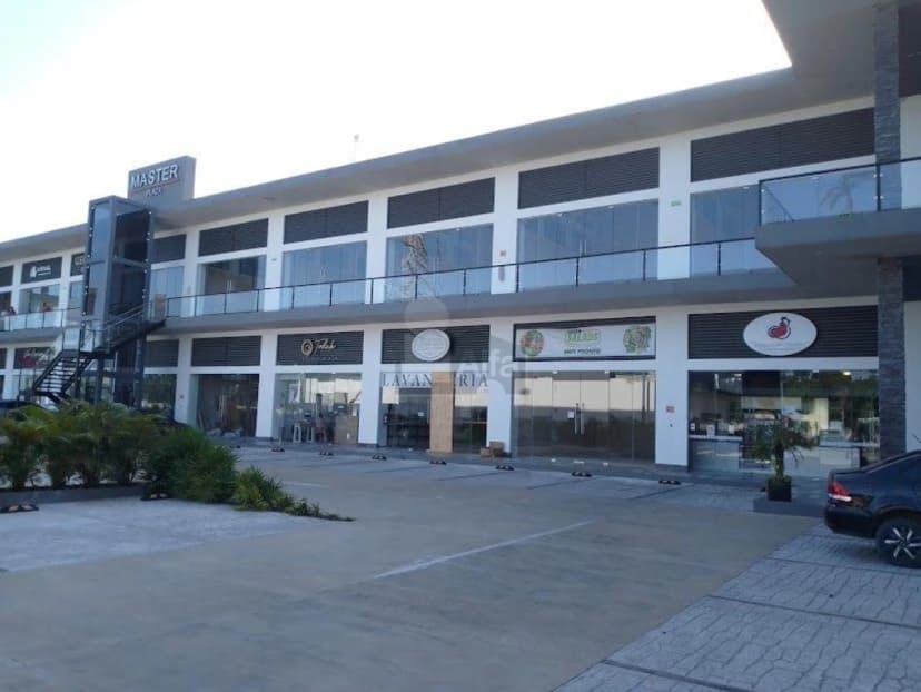 Gallery main