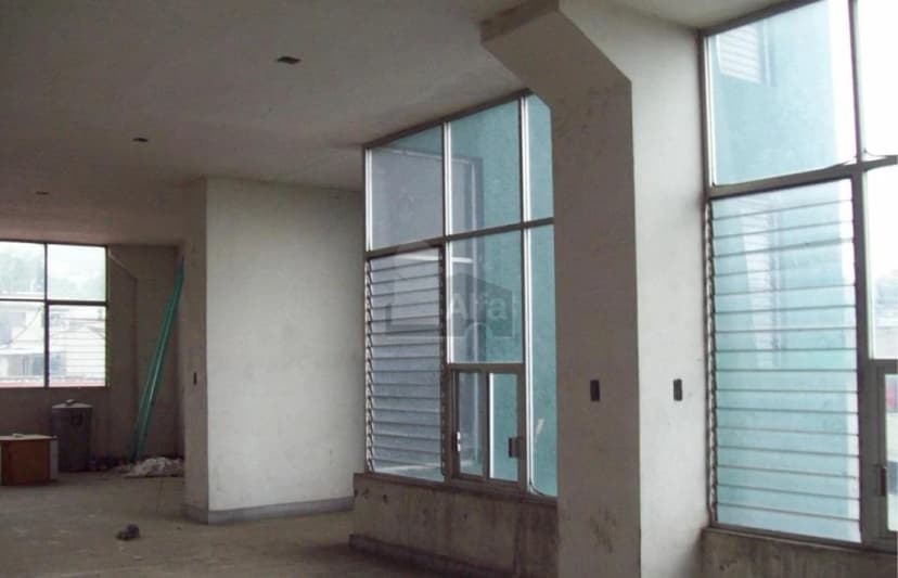 Gallery main