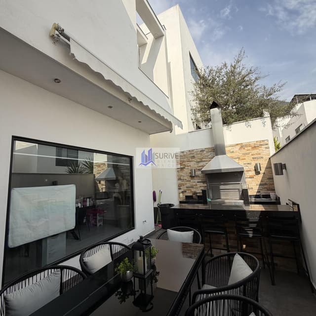 CASA RENTA VISTANCIAS ZONA SUR MONTERREY LA RIOJA