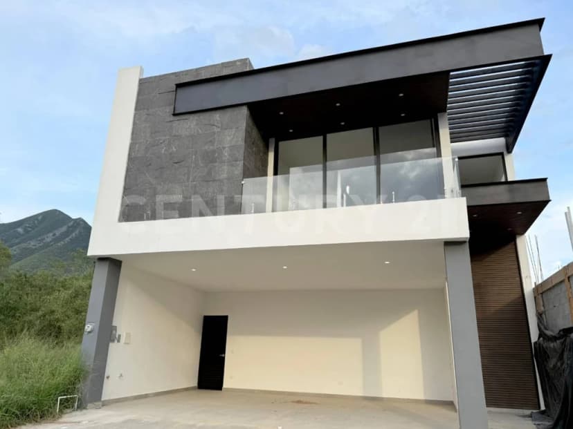 Gallery main