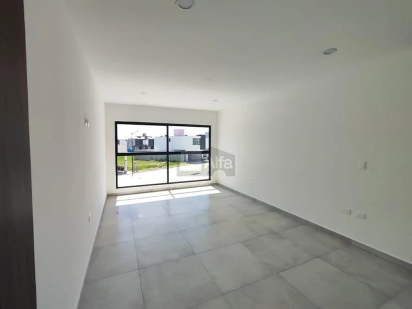 Gallery main
