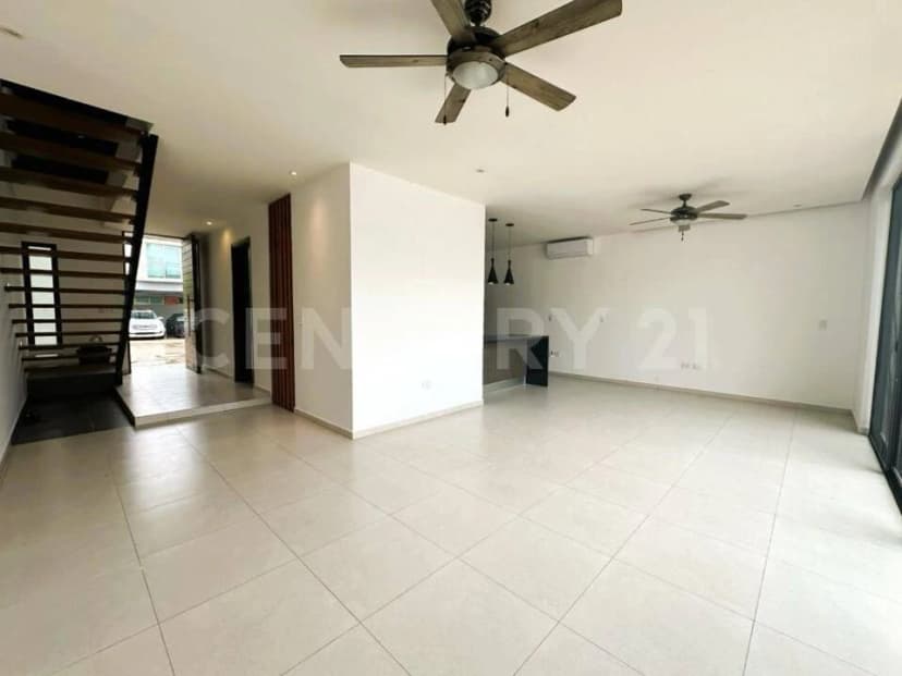 Gallery main