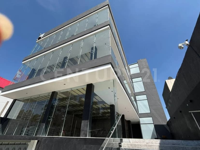 Gallery main