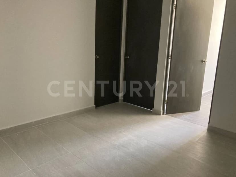Gallery main