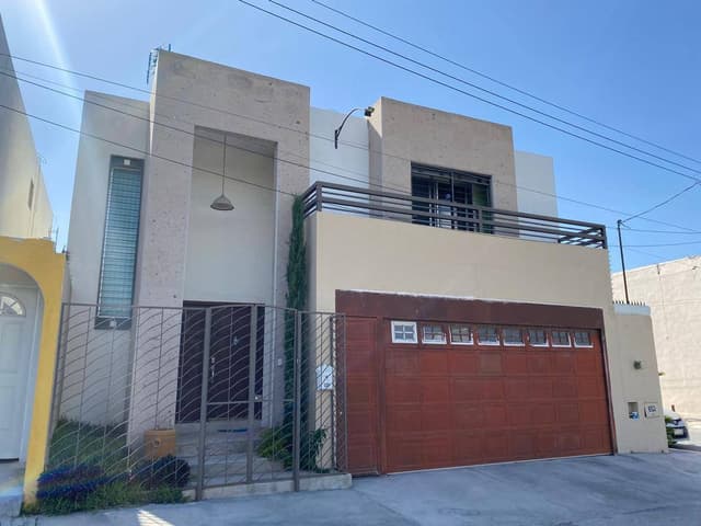 CASA EN VENTA EN FRACC. ALPES NORTE  (SEMI-PRIVADO)