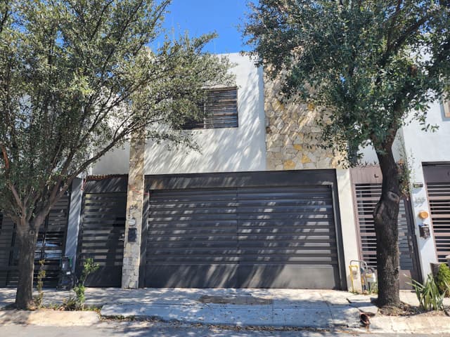 Casa equipada en Alcatraces Residencial zona San Nicolas