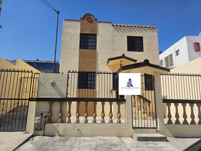 Casa en renta colonia Altavista zona Sur