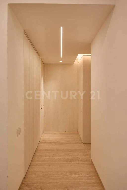 Gallery preview 3