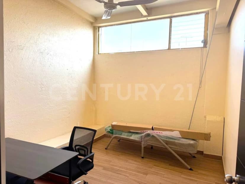 Gallery main