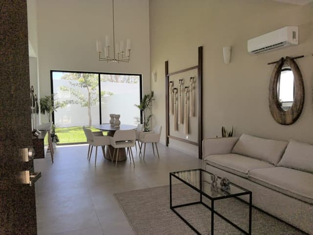 VENTA DE CASA RESIDENCIAL EN CIUDAD CAUCEL, Mérida | A pasos de Periférico | Club Deportivo