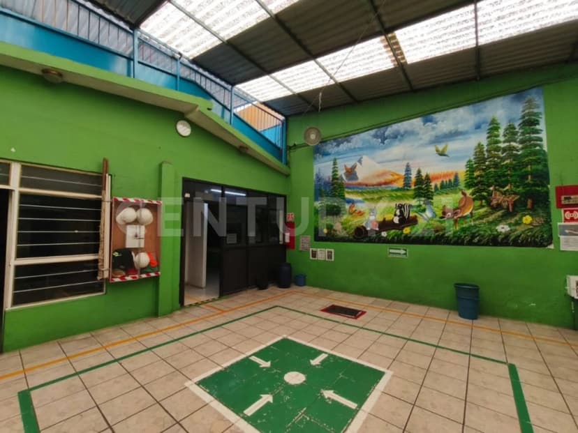 Gallery main
