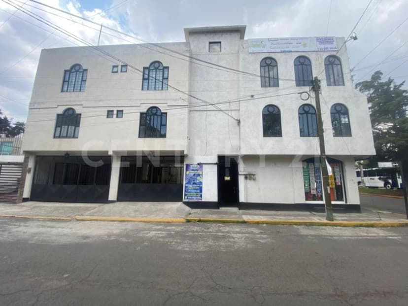 Gallery main