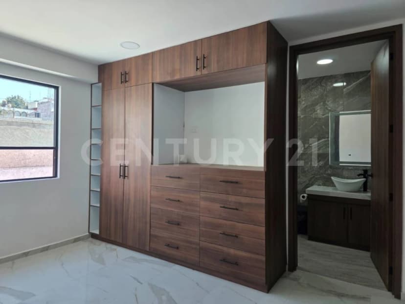 Gallery preview 3