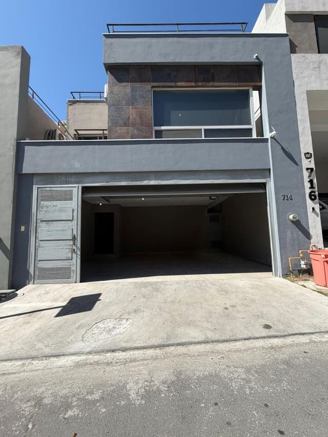 Casa en venta carretera nacional