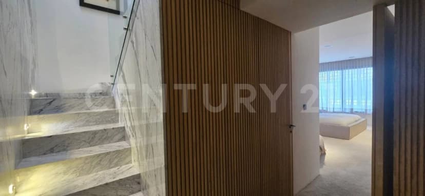 Gallery preview 3