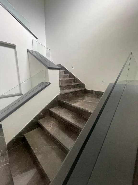 Gallery preview 2