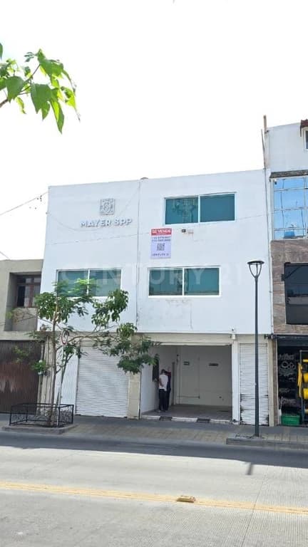 Gallery main