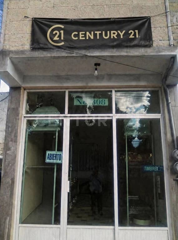 Gallery main