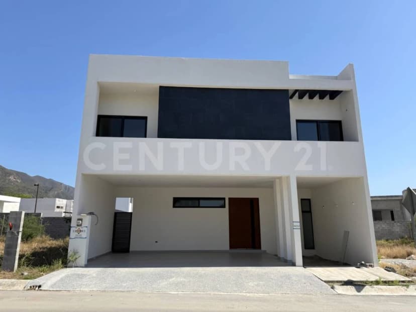 Gallery main
