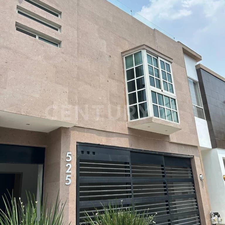 Gallery main