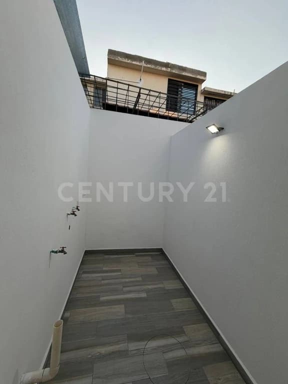 Gallery preview 3