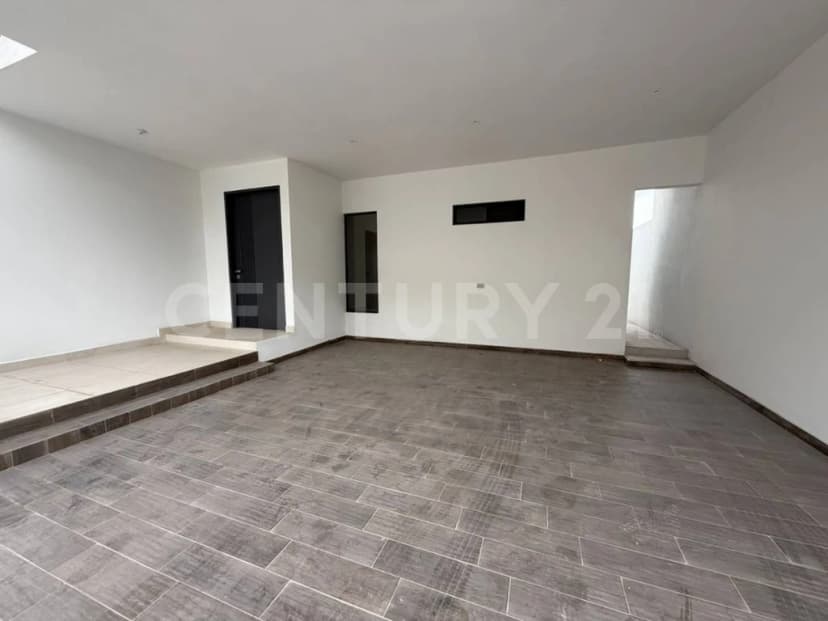 Gallery main
