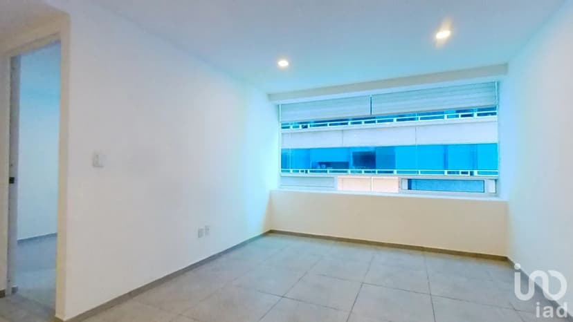 Gallery main