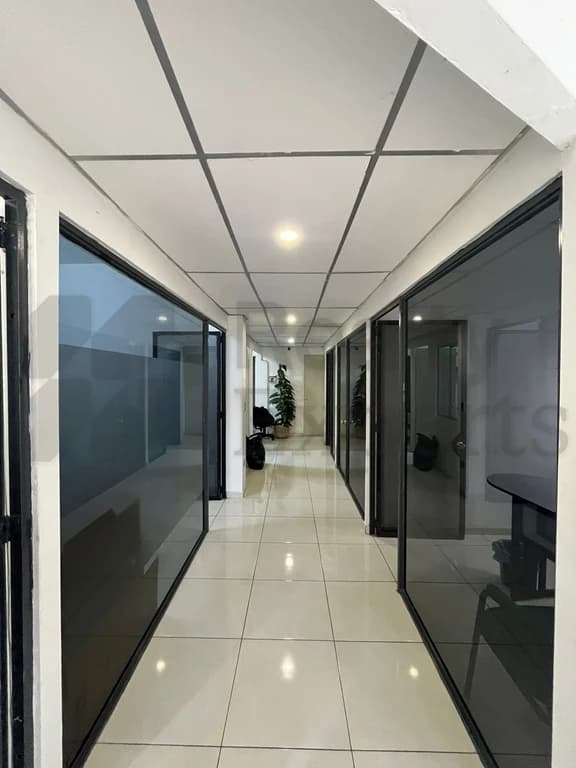 Gallery main