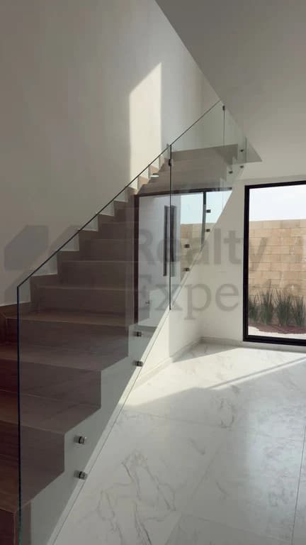 Gallery preview 3