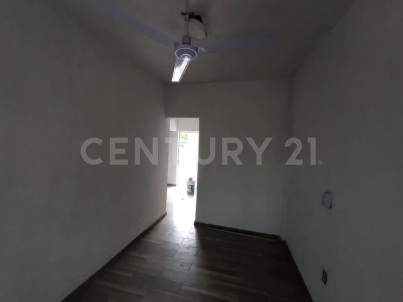 Gallery main
