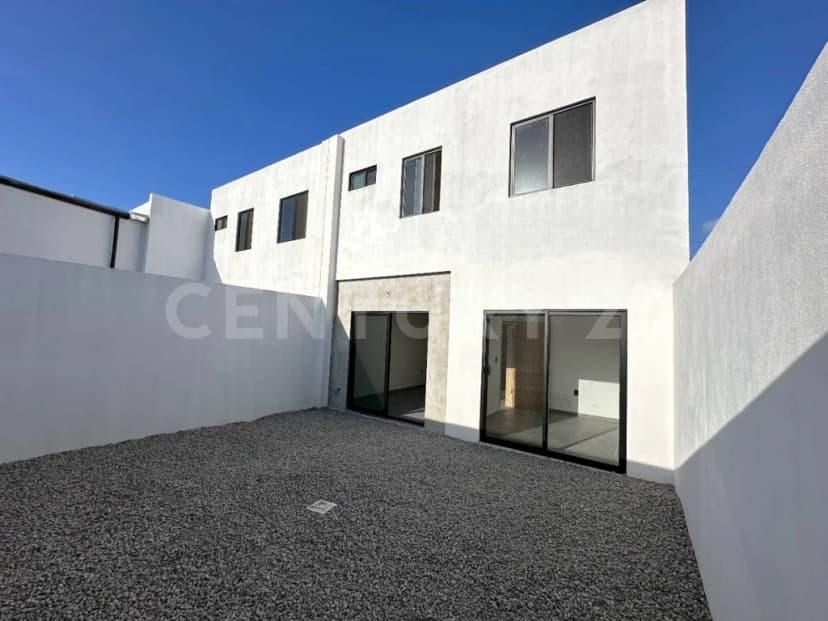 Gallery main