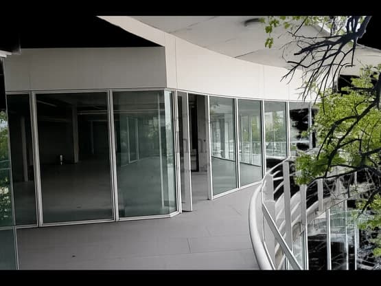Gallery main