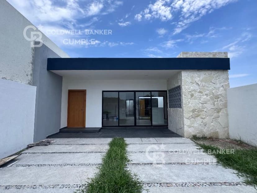 Gallery main