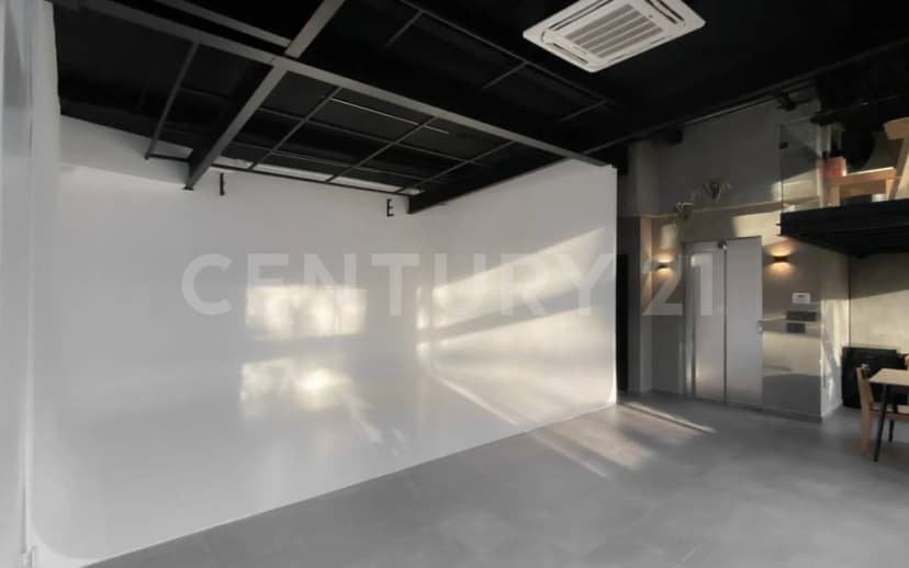 Gallery preview 3