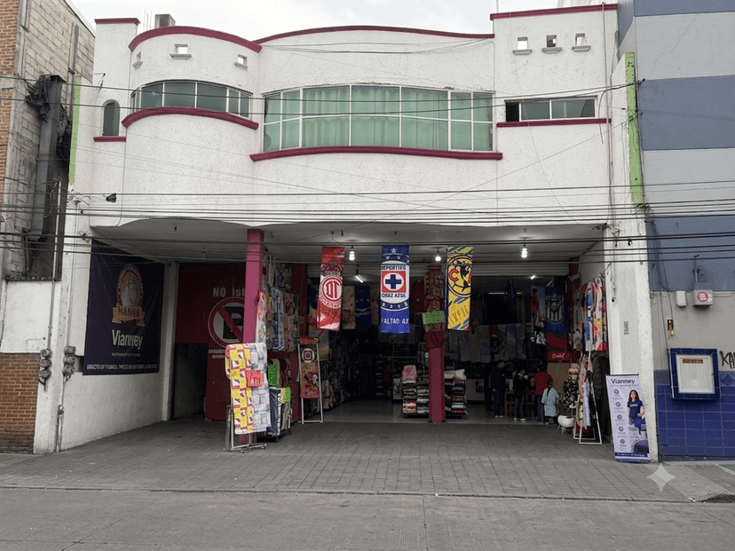 Gallery main