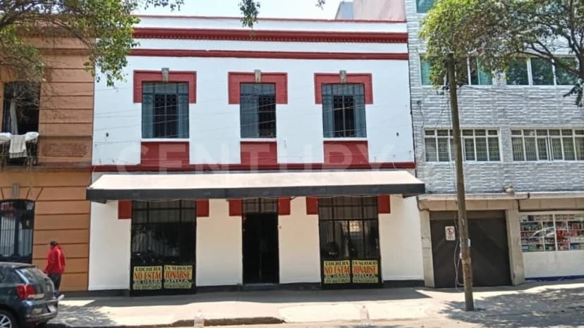 Gallery main